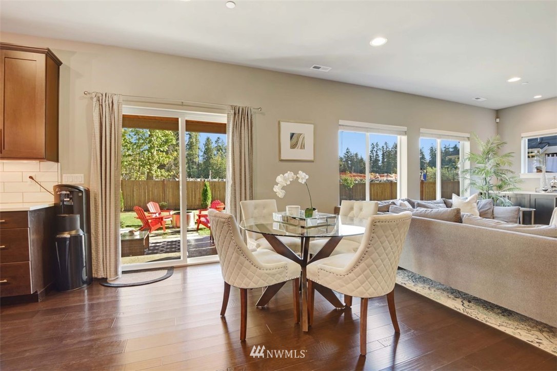 8831 Northeast 202nd Place Bothell, WA 98011 - Photo 6 of 25 Gallery Image 6