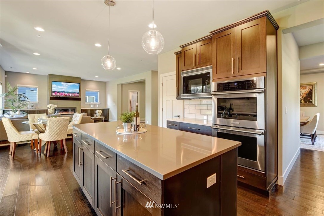 8831 Northeast 202nd Place Bothell, WA 98011 - Photo 8 of 25 Gallery Image 8
