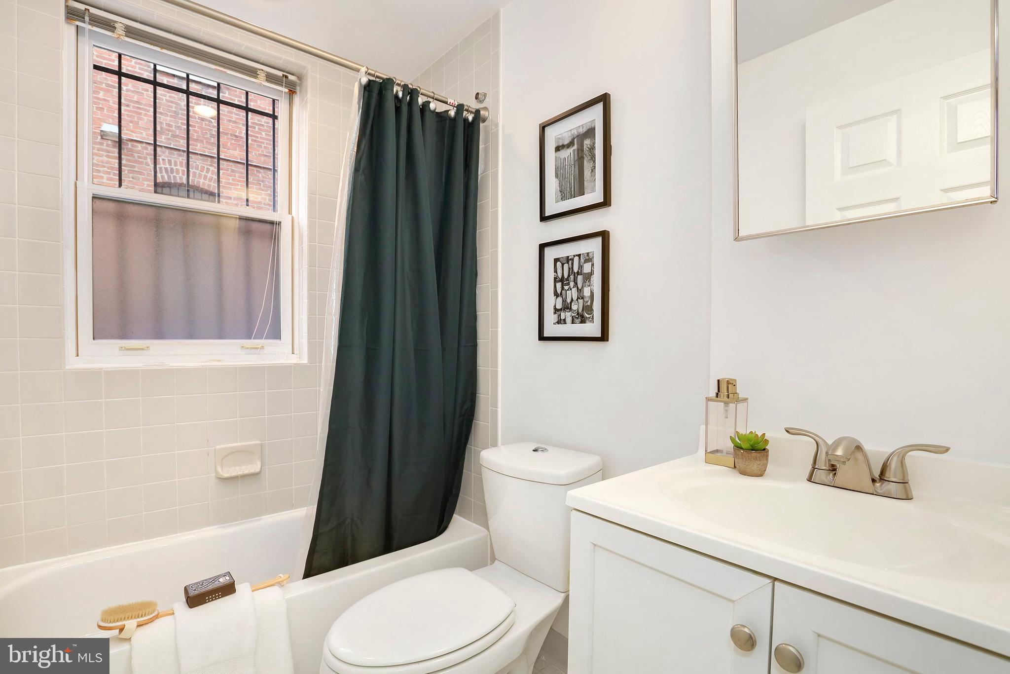 1440 Columbia Road Northwest, Unit 104 Washington, DC 20009 - Photo 18 of 29 Gallery Image 18