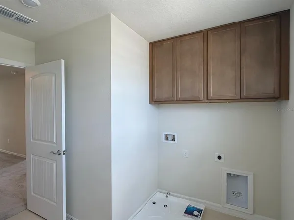 $4,500 | 6985 Dappled Oak Way, Orlando, FL 32829