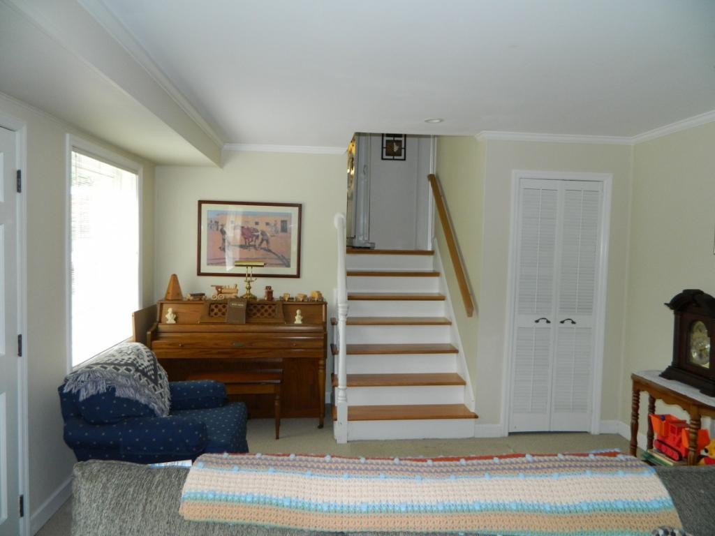 2132 Heatherly Road Kingsport, TN 37660 - Photo 19 of 32 Entrance to Family Room