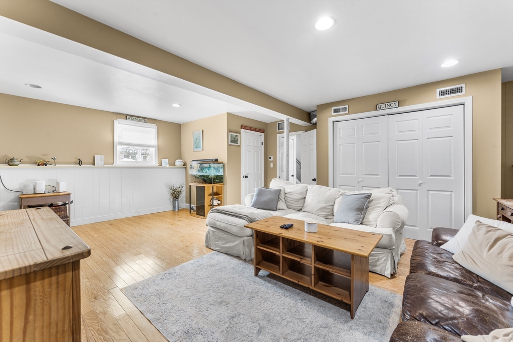 20 Edith Road Weymouth, MA 02189 - Photo 16 of 36