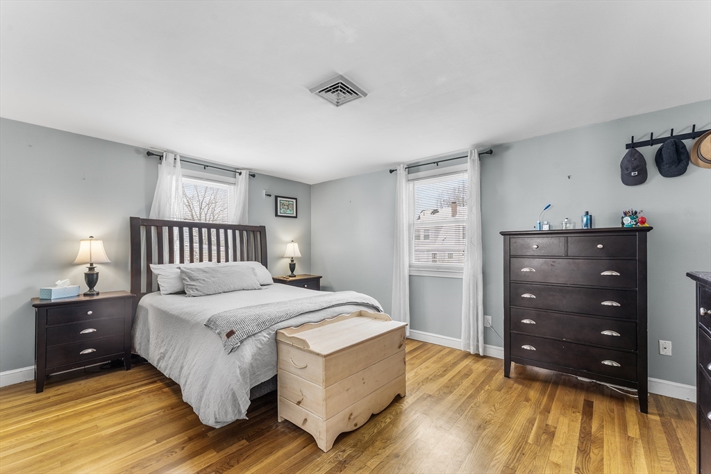 20 Edith Road Weymouth, MA 02189 - Photo 6 of 36