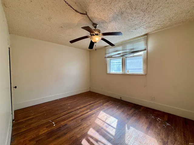 $49,900 | 313 East South B Street, Gas City, IN 46933