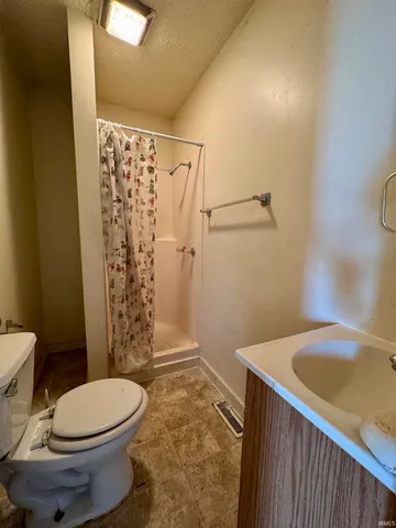 $49,900 | 313 East South B Street, Gas City, IN 46933