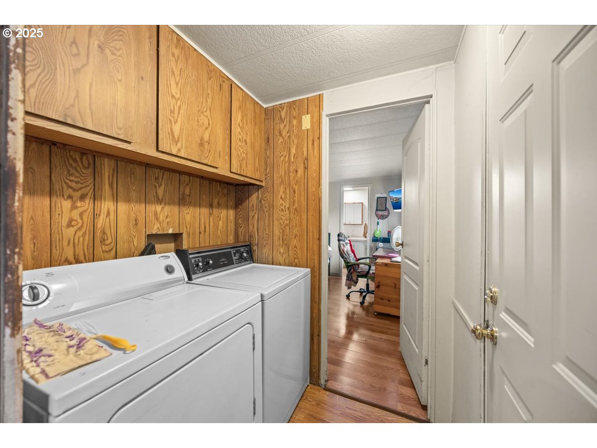 90 Darrell Avenue Winston, OR 97496 - Photo 13 of 15