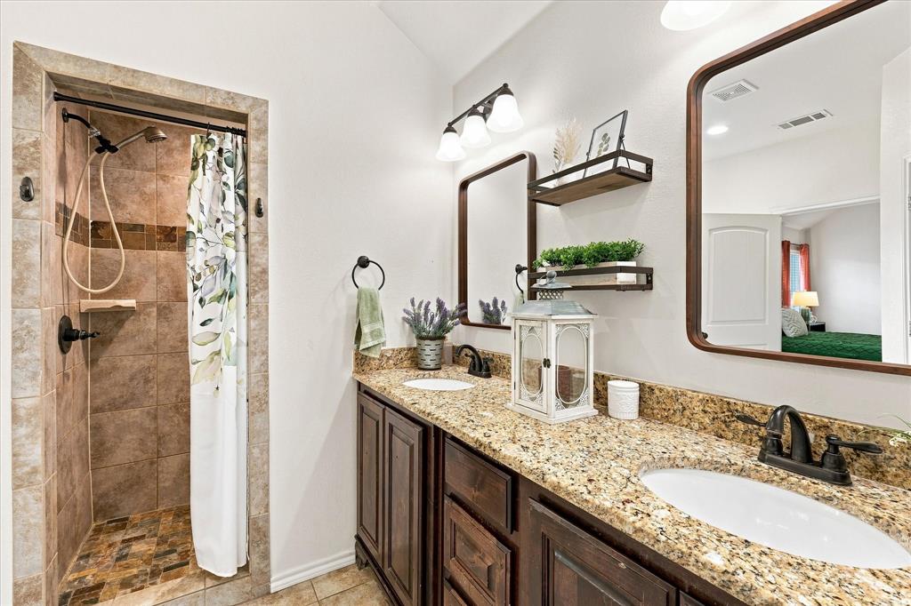 236 Firefly Drive Springtown, TX 76082 - Photo 14 of 24 Gallery Image 14
