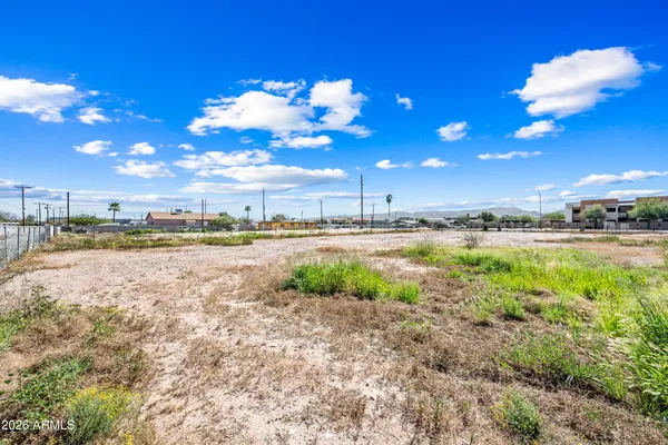 $249,900 | 764 West Broadway Road, Unit 2, Phoenix, AZ 85041