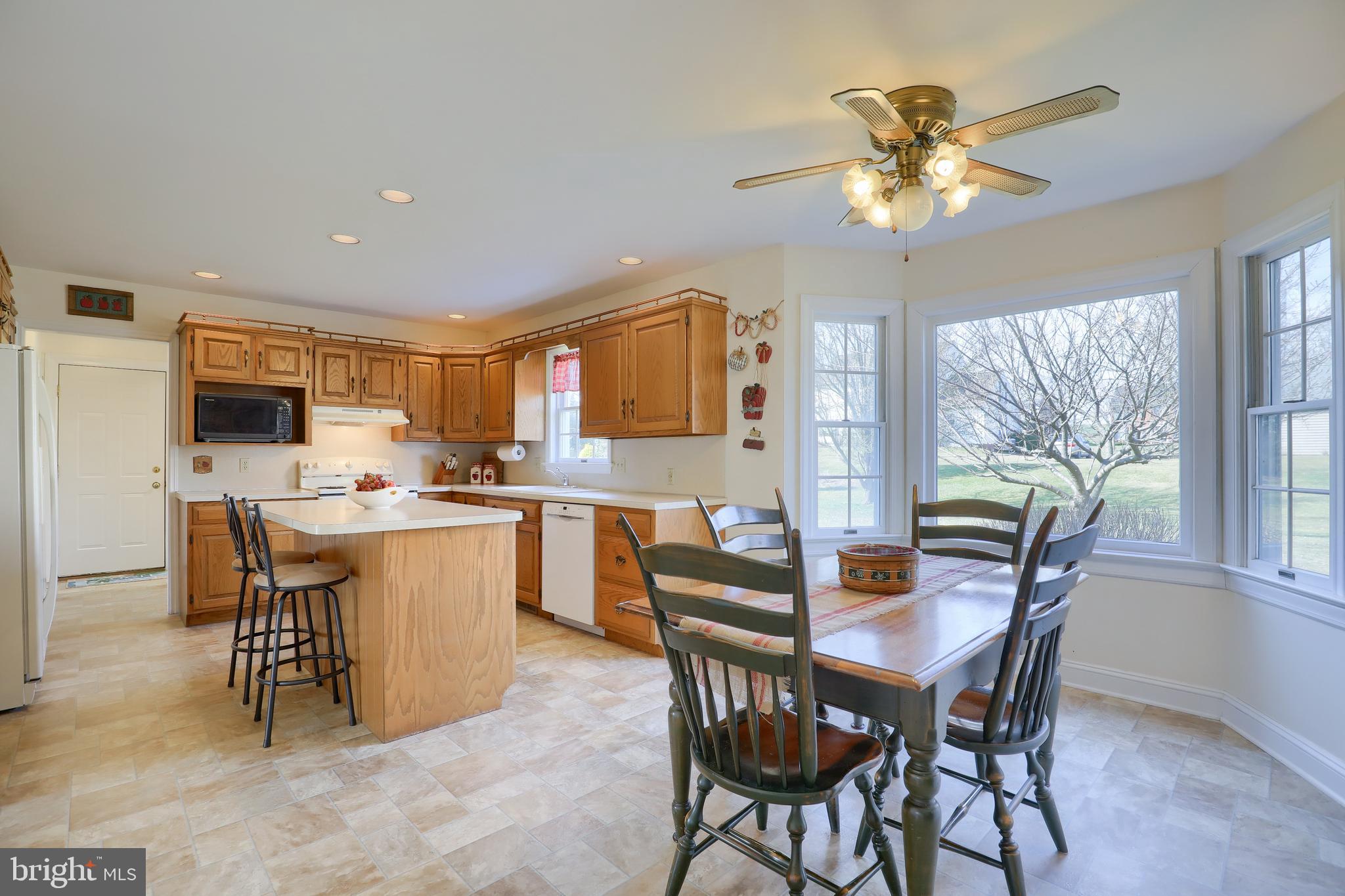 2645 Hazelwood Road Lancaster, PA 17601 - Photo 15 of 45