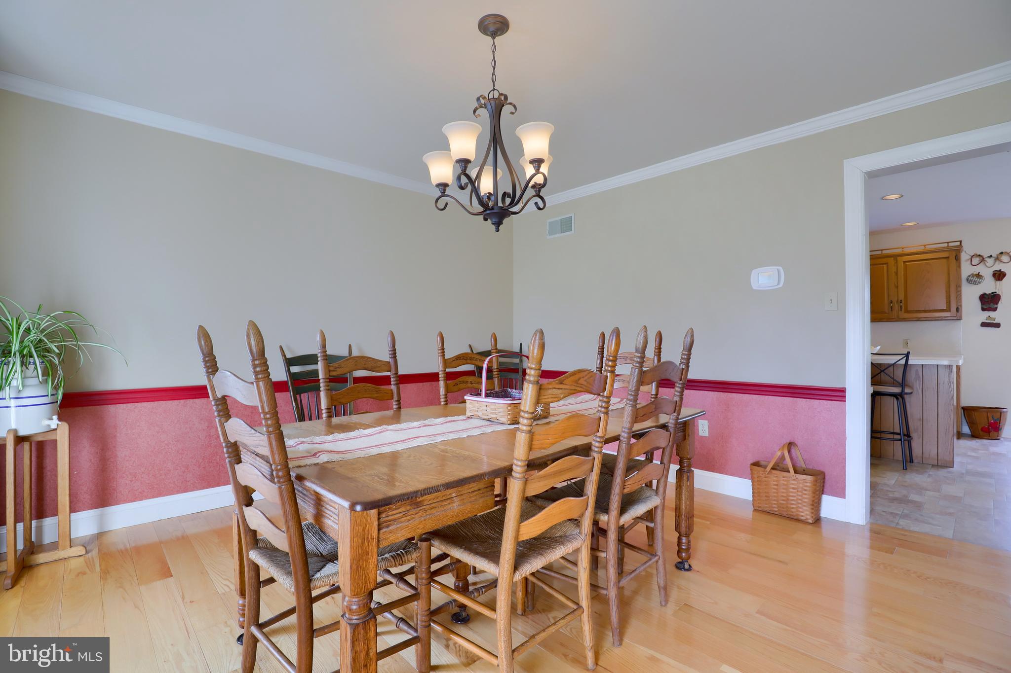 2645 Hazelwood Road Lancaster, PA 17601 - Photo 8 of 45