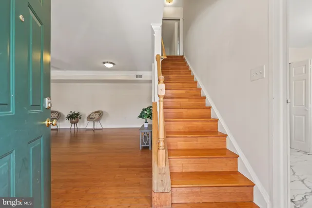 $399,900 | 4599 Logsdon Drive, Unit 37, Annandale, VA 22003