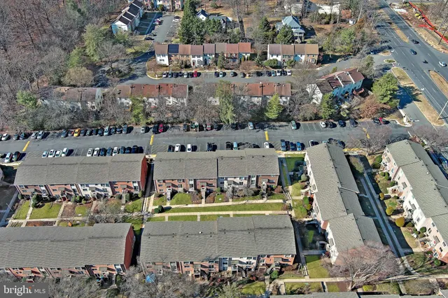 $399,900 | 4599 Logsdon Drive, Unit 37, Annandale, VA 22003