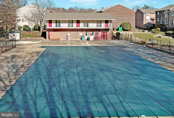 $399,900 | 4599 Logsdon Drive, Unit 37, Annandale, VA 22003