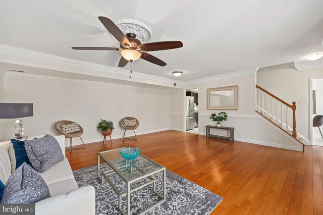 $399,900 | 4599 Logsdon Drive, Unit 37, Annandale, VA 22003