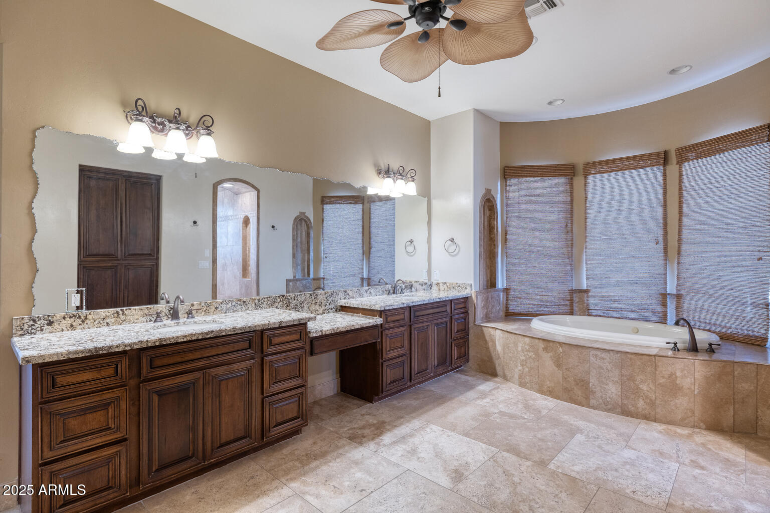 27115 North 137th Street Scottsdale, AZ 85262 - Photo 11 of 24 a bathroom with a tub double sink and a mirror