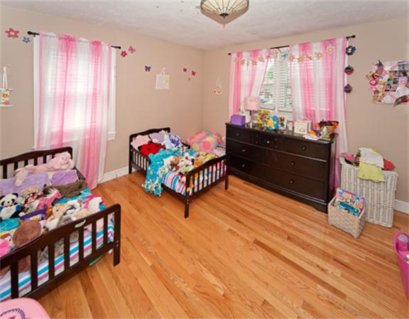 26 Wingate Road Boston, MA 02136 - Photo 15 of 18 Gallery Image 15