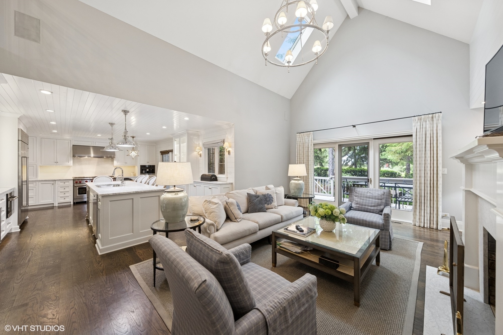 6 Tartan Ridge Road Burr Ridge, IL 60527 - Photo 12 of 41 a living room with furniture and a large window