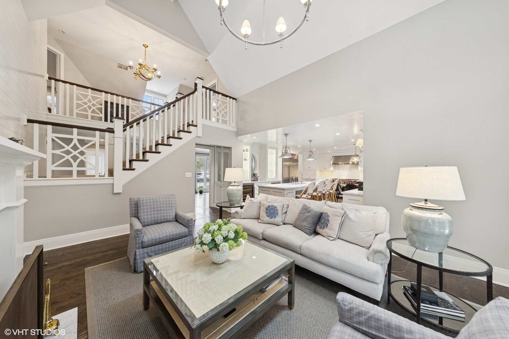 6 Tartan Ridge Road Burr Ridge, IL 60527 - Photo 13 of 41 a living room with furniture and a table