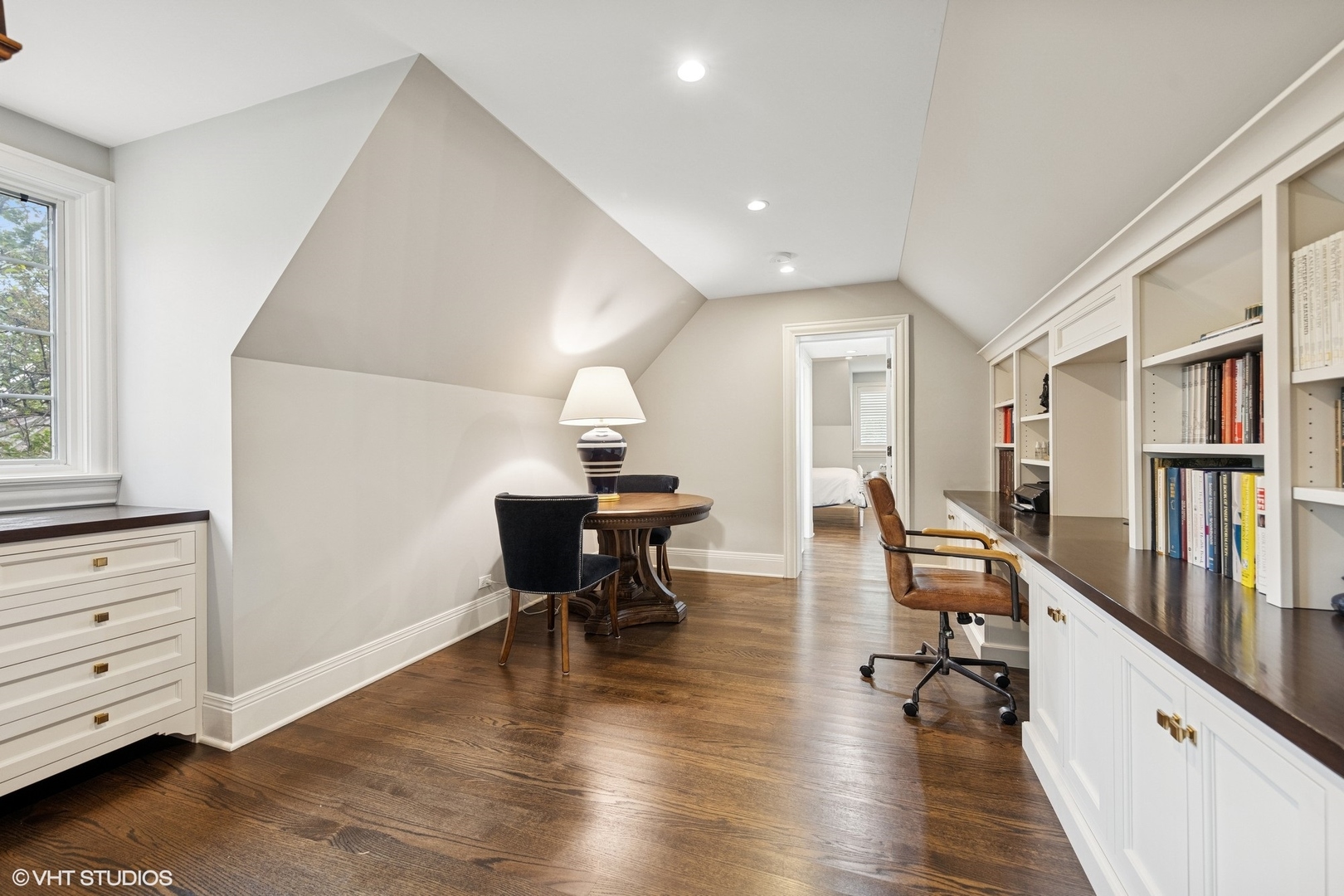 6 Tartan Ridge Road Burr Ridge, IL 60527 - Photo 23 of 41 a view of a workspace with furniture and lounge chair
