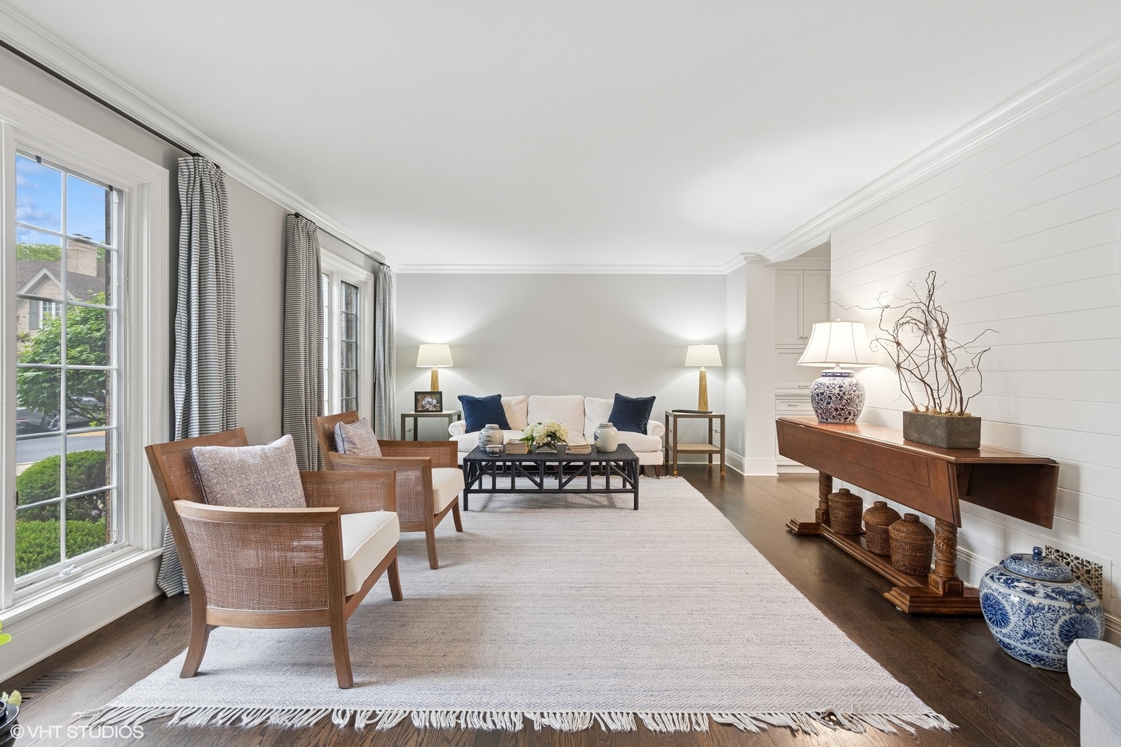6 Tartan Ridge Road Burr Ridge, IL 60527 - Photo 3 of 41 a living room with furniture and a large window