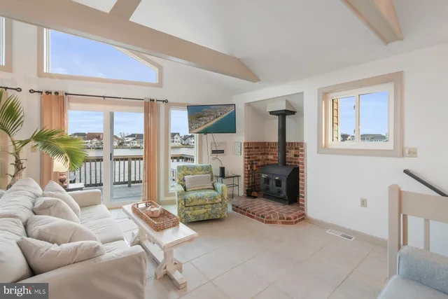 $1,049,000 | 52 Pintail Drive, Ocean Pines, MD 21811