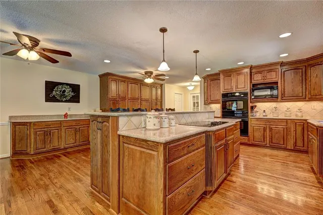 $650,000 | 40 Holder Road, Temple, GA 30179