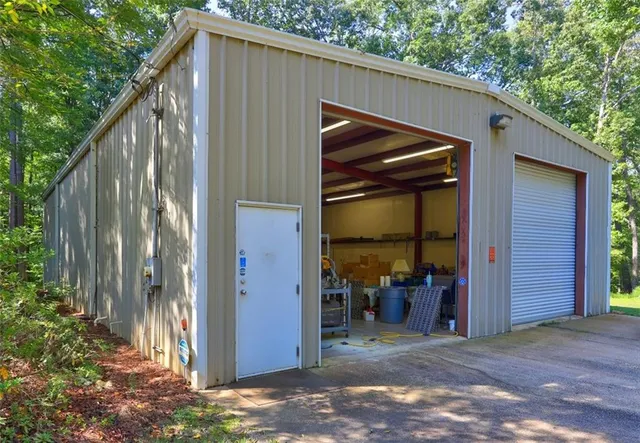 $650,000 | 40 Holder Road, Temple, GA 30179