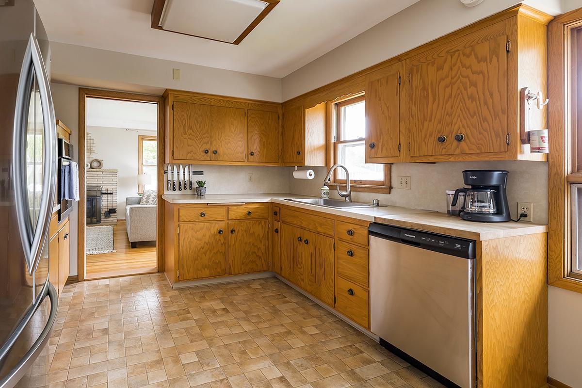 3100 Silver Lake Road Northeast St. Anthony, MN 55418 - Photo 10 of 37 Gallery Image 10