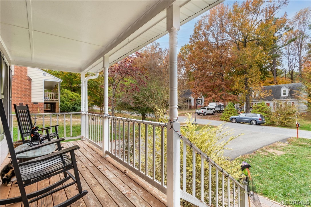 2631 Colgrave Road Midlothian, VA 23112 - Photo 4 of 23 a view of a city from a balcony