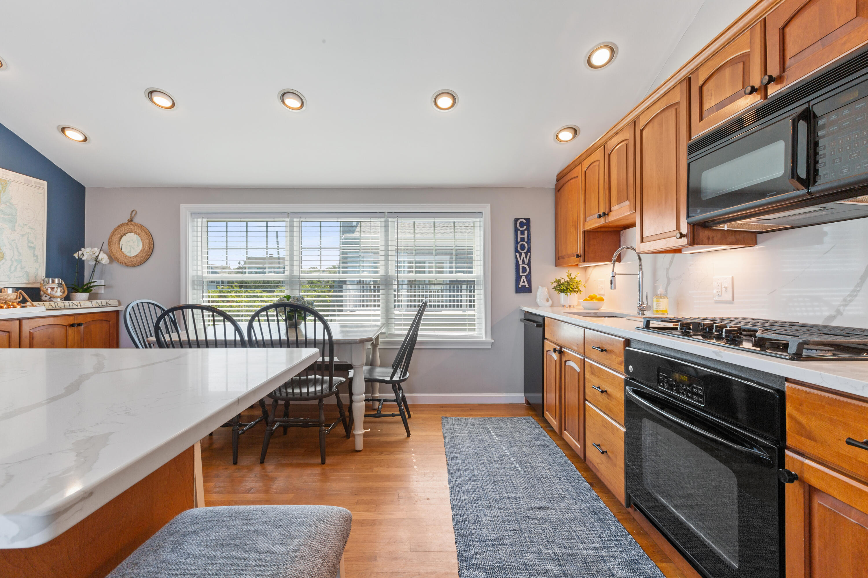 166 Bayview Road, Unit D Dennis, MA 02638 - Photo 17 of 50 166BayViewRdD6-36