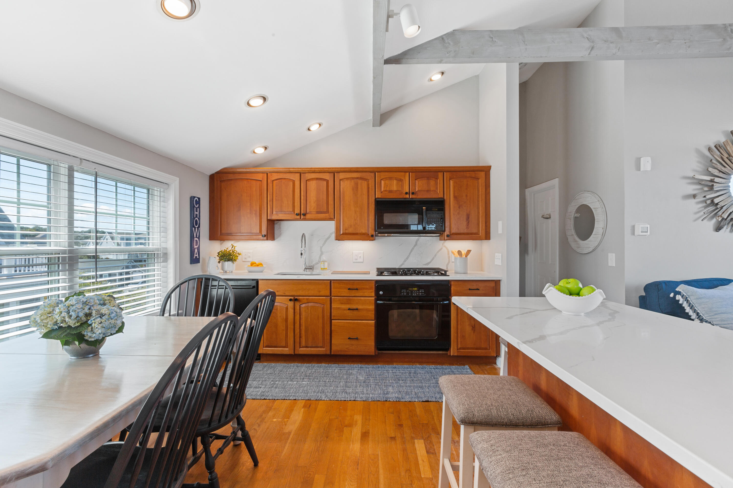 166 Bayview Road, Unit D Dennis, MA 02638 - Photo 20 of 50 166BayViewRdD6-40
