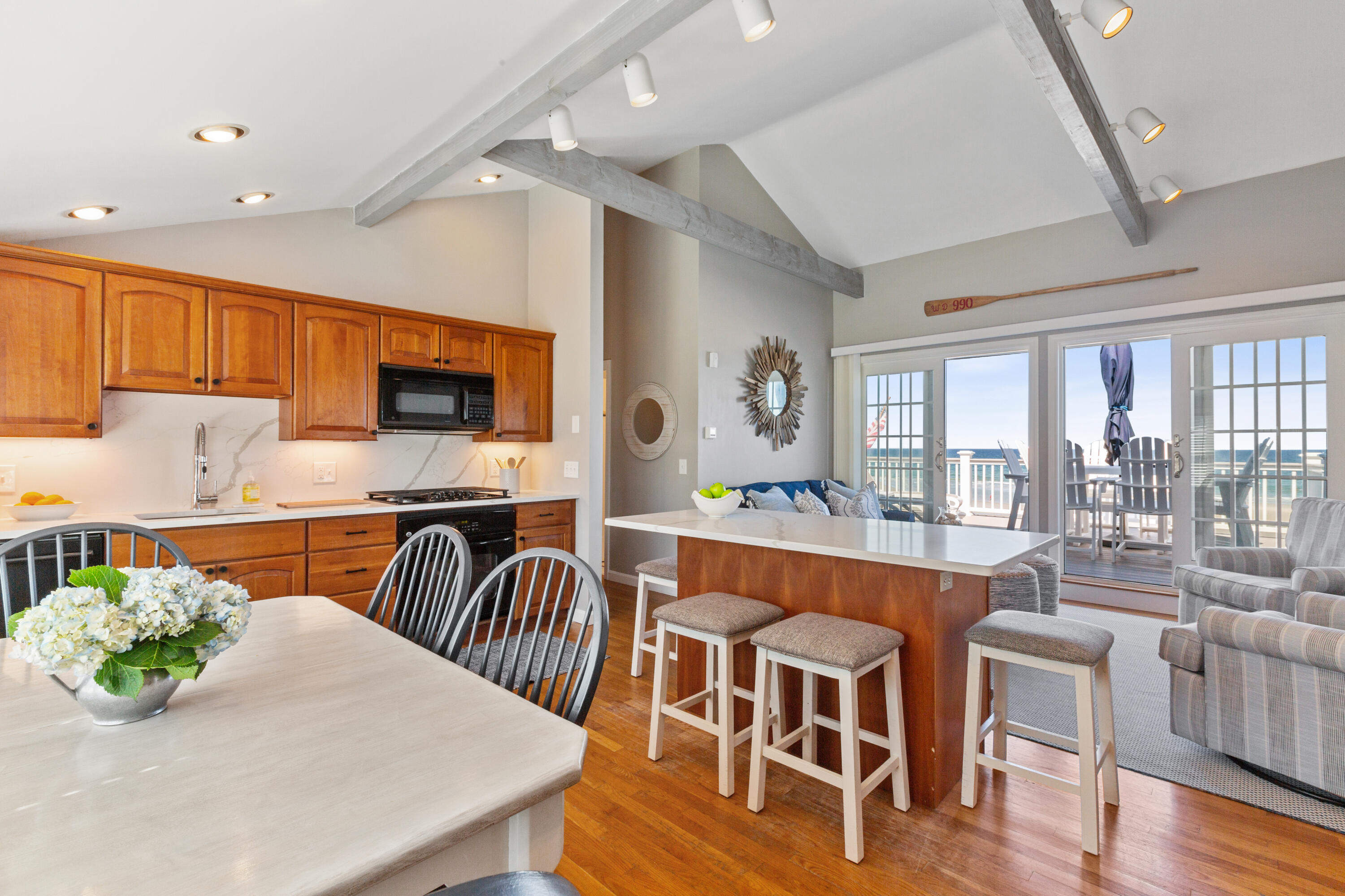 166 Bayview Road, Unit D Dennis, MA 02638 - Photo 8 of 50 166BayViewRdD6-39