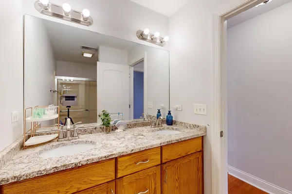 $5,500 | 331 Mary Belle Circle, Buffalo Grove, IL 60089