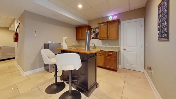 $5,500 | 331 Mary Belle Circle, Buffalo Grove, IL 60089