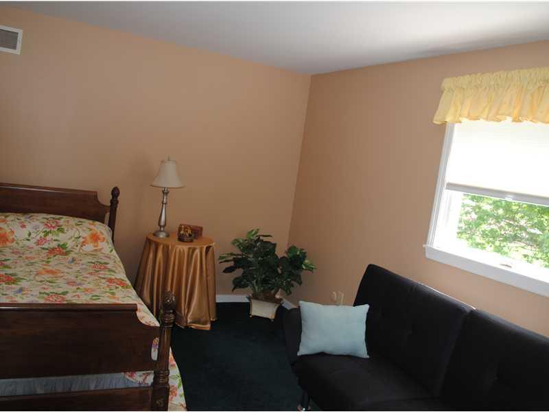 104 Walnut Ridge Drive Pittsburgh, PA 15238 - Photo 12 of 24 Bedroom.