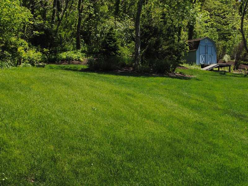 104 Walnut Ridge Drive Pittsburgh, PA 15238 - Photo 22 of 24 Yard/Garden.