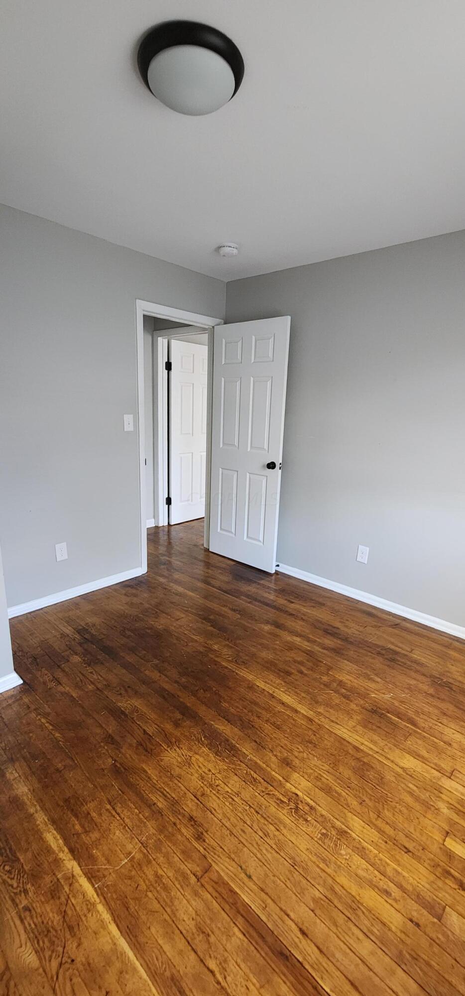 3322 Norwalk Road Columbus, OH 43207 - Photo 18 of 33 Bedroom 1