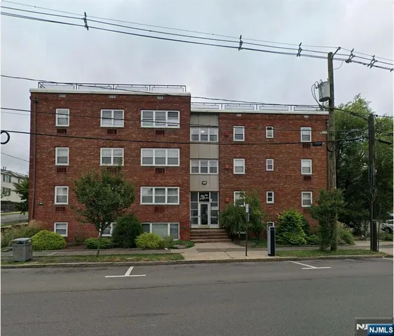 $2,000 | 54 Broad Avenue, Unit 4A, Palisades Park, NJ 07650