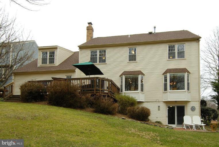 10165 Wavell Road Fairfax, VA 22032 - Photo 2 of 30 Exterior #2