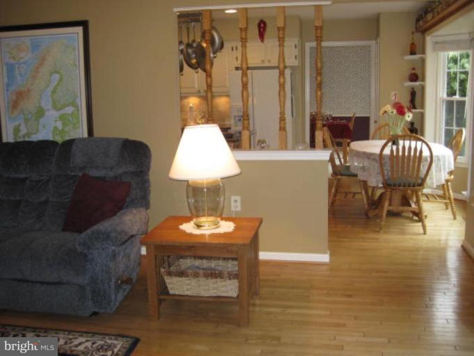 10165 Wavell Road Fairfax, VA 22032 - Photo 24 of 30 Kitchen/Family Room