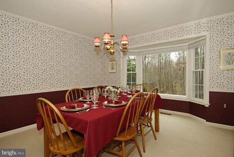 10165 Wavell Road Fairfax, VA 22032 - Photo 10 of 30 Dining Room