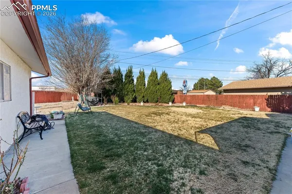 $379,800 | 61 Radcliff Lane, Pueblo, CO 81005