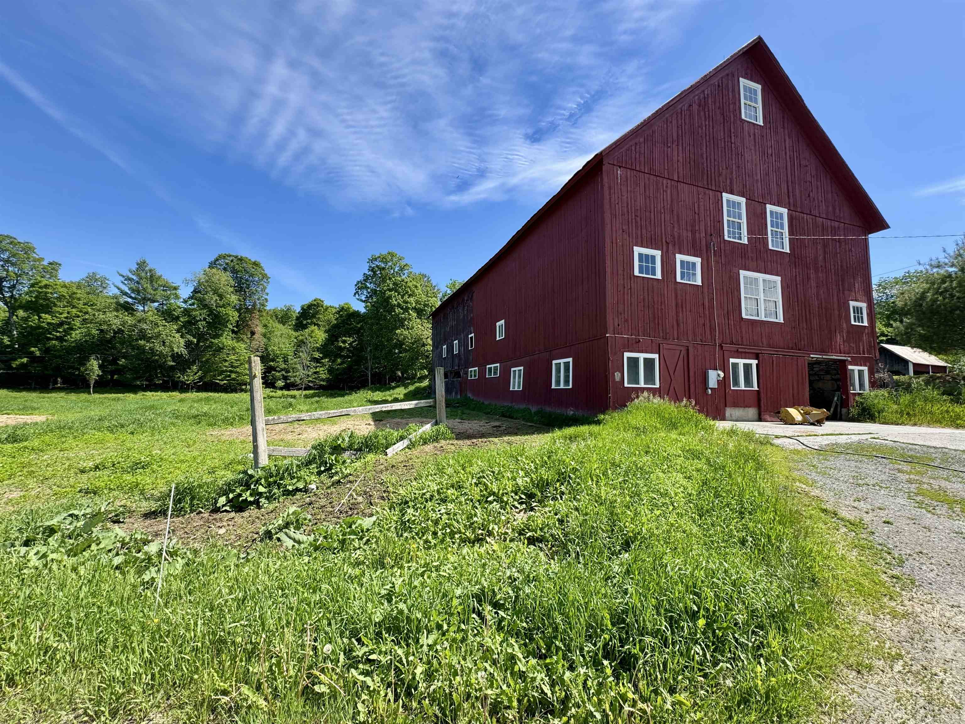 3517 Duck Pond Road Waterford, VT 05819 - Photo 7 of 60