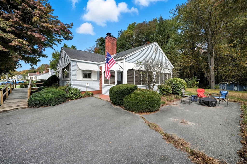 95 Meadowbrook Road Agawam, MA 01001 - Photo 5 of 39 a view of a house with a patio