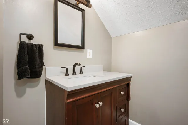 $149,000 | 2618 High Street, New Castle, IN 47362