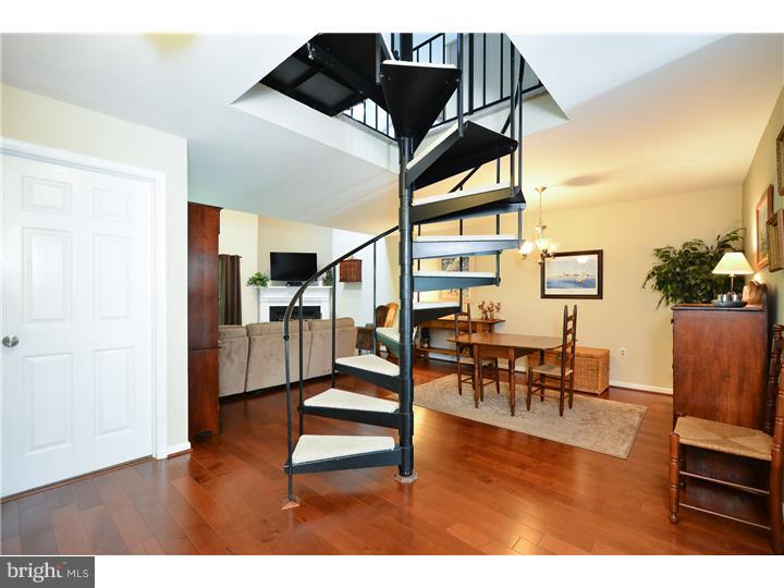 244 Valley Stream Lane Wayne, PA 19087 - Photo 6 of 24 Gallery Image 6