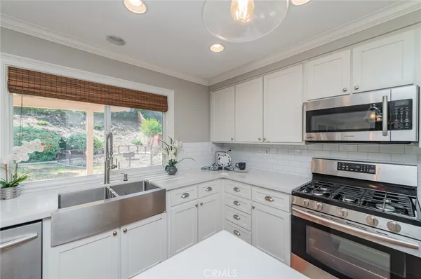 $880,000 | 32965 Sotelo Drive, Temecula, CA 92592