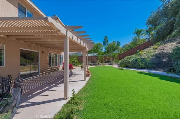 $880,000 | 32965 Sotelo Drive, Temecula, CA 92592