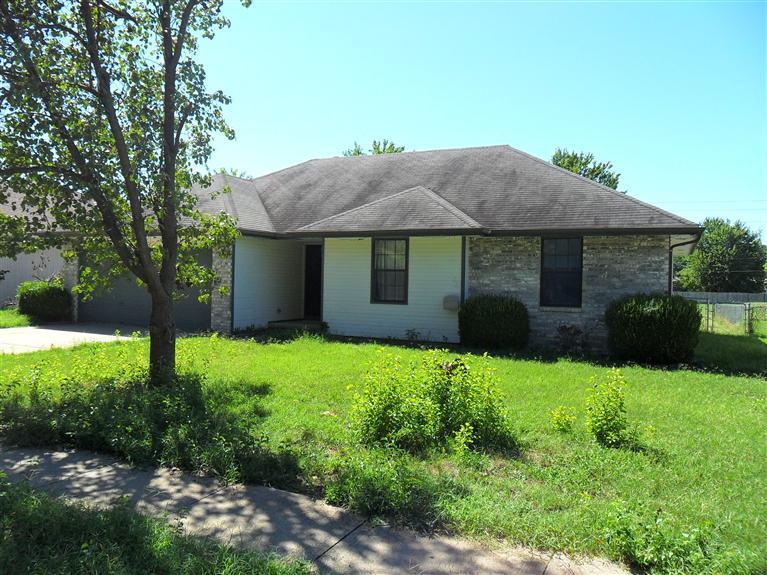 726 West Downing Street Springfield, MO 65807 - Photo 1 of 1 Primary Photo