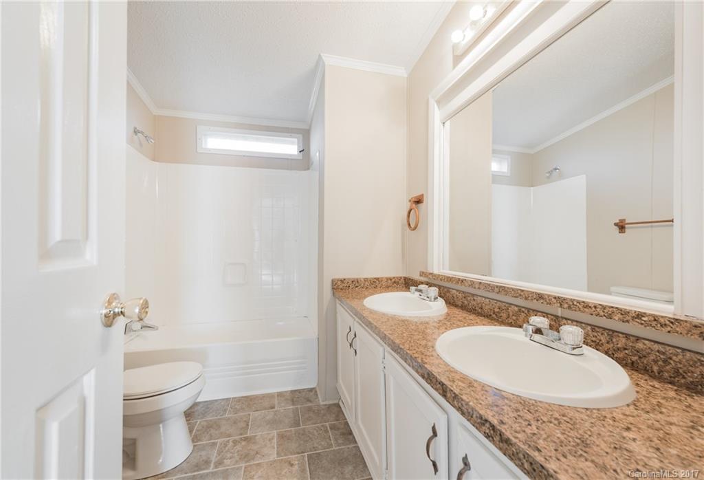 4010 Hoodtown Road Sharon, SC 29742 - Photo 17 of 24